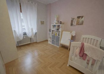 Camera da letto - Quadrilocale via Filadelfia, 132, Torino (zona Santa Rita) - foto 17