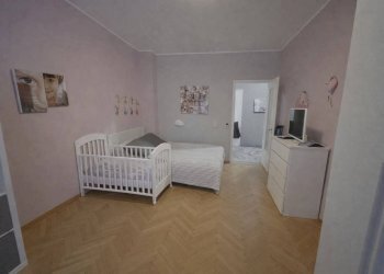 Camera da letto - Quadrilocale via Filadelfia, 132, Torino (zona Santa Rita) - foto 18