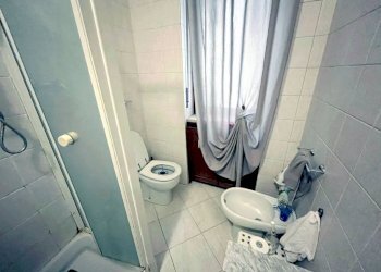 Bagno - Quadrilocale via Filadelfia, 132, Torino (zona Santa Rita) - foto 31