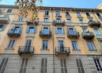Facciata - Three-room apartment corso Giulio Cesare, 23, Torino (neighborhood Aurora) - photo 1