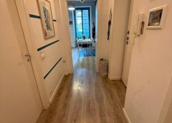 Corridoio - Three-room apartment corso Giulio Cesare, 23, Torino (neighborhood Aurora) - photo 6