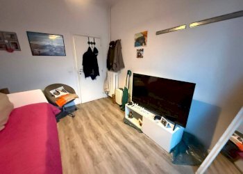 Camera da letto - Three-room apartment corso Giulio Cesare, 23, Torino (neighborhood Aurora) - photo 16