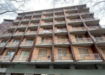 Facciata - Appartamento via Luigi Boccherini, 22, Torino (zona Rebaudengo) - foto 1