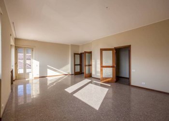 Salone - Apartment strada Castiglione Alto, 19, Castiglione Torinese - photo 4
