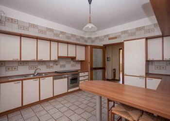Cucina - Apartment strada Castiglione Alto, 19, Castiglione Torinese - photo 17