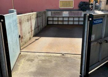 Ingresso - Box via Toscana, 4, Bologna (zona Mazzini) - foto 8