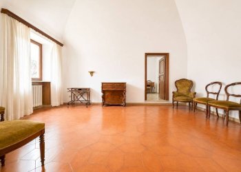 Salone - Casa indipendente piazza Carlo Mauro, 7, Chiusa di Pesio - foto 9
