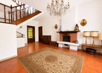 Salone - Casa indipendente piazza Carlo Mauro, 7, Chiusa di Pesio - foto 13