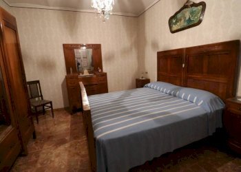 Camera da letto - Terreno agricolo Regione Antignano, Alice Bel Colle - foto 13