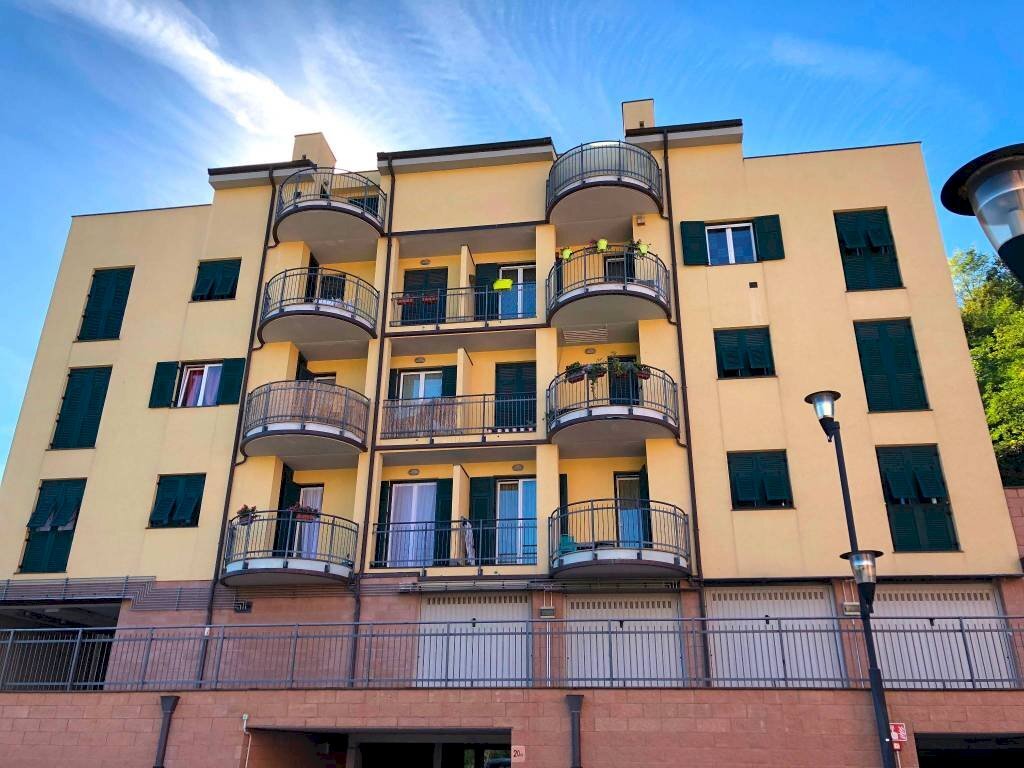Facciata - Appartamento via San Biagio di Valpolcevera, 20M, Genova (zona Pontedecimo) - foto 1