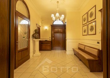 Ingresso - Villa piazza CACCIAMI 11, Grignasco - foto 17