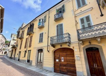 Facciata - Appartamento via Emma e Antonio Cerino Zegna, 6, Biella - foto 1