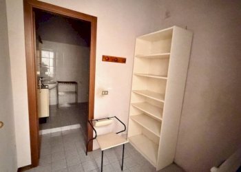 Bagno - Appartamento via Emma e Antonio Cerino Zegna, 6, Biella - foto 15
