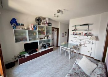 Salone - Four-room apartment Calderara di Reno - photo 1