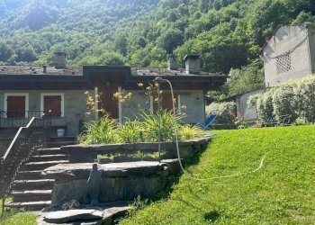 Facciata - Appartamento Frazione Arquino, Sondrio - foto 3