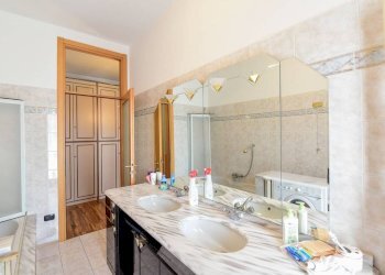 Bagno - Villa via Don Cosma Zonca, 11, Besana in Brianza - foto 24