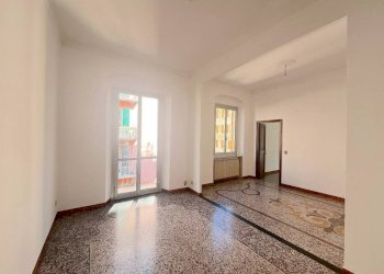 Salone - Four-room apartment via Lorenzo Pareto, 5, Genova (neighborhood Foce) - photo 1