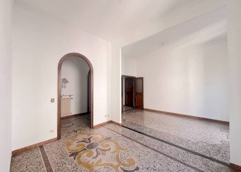 Salone - Four-room apartment via Lorenzo Pareto, 5, Genova (neighborhood Foce) - photo 2