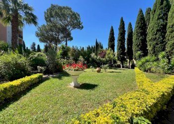 Giardino - Two-room apartment via Aurelia, 480, Roma - photo 16