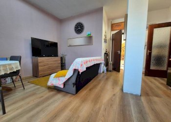 Salone - Appartamento via dei Lerda, 18, frazione Madonna Delle Grazie, Cuneo - foto 3