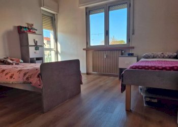 Camera da letto - Appartamento via dei Lerda, 18, frazione Madonna Delle Grazie, Cuneo - foto 17