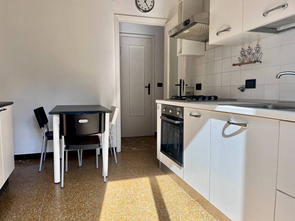 Cucina - Appartamento via Sant'Alberto, 37A, Genova (zona Sestri Ponente) - foto 3