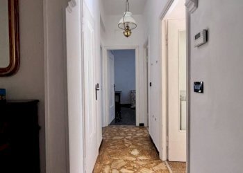 Corridoio - Appartamento via Sant'Alberto, 37A, Genova (zona Sestri Ponente) - foto 8