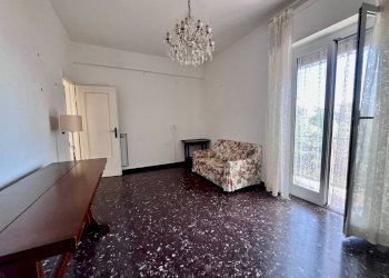 Sala da pranzo - Appartamento via Sant'Alberto, 37A, Genova (zona Sestri Ponente) - foto 20