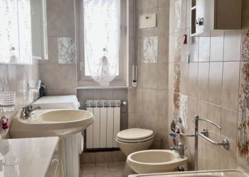 Bagno - Appartamento via Sant'Alberto, 37A, Genova (zona Sestri Ponente) - foto 24
