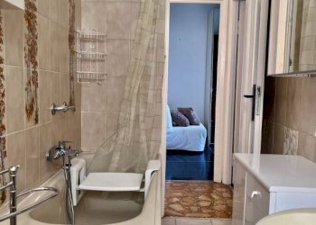 Bagno - Appartamento via Sant'Alberto, 37A, Genova (zona Sestri Ponente) - foto 25