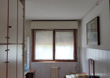 Camera da letto - Ufficio via Giulio Giordani, 7, Varese (zona Masnago) - foto 6