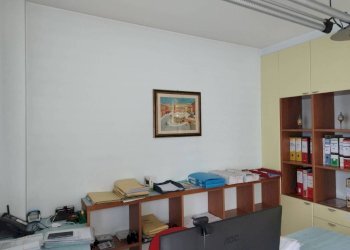 Studio - Ufficio via Giulio Giordani, 7, Varese (zona Masnago) - foto 31