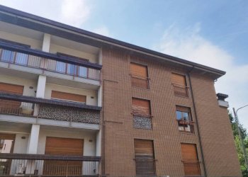 Facciata - Ufficio via Giulio Giordani, 7, Varese (zona Masnago) - foto 46