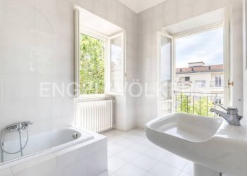 Bagno - Appartamento via Corte d'Appello, Casale Monferrato - foto 5