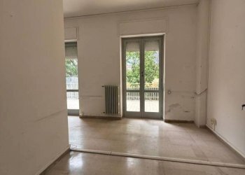 Stanza non arredata - Apartment viale Adua, 42, Sassari - photo 8