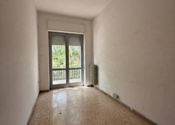 Stanza non arredata - Apartment viale Adua, 42, Sassari - photo 11