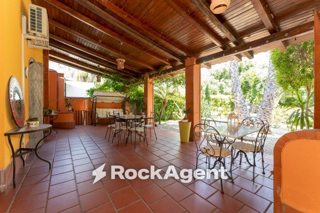 Veranda - Villa via Vincenzo Ricca, 12, Aci Catena - foto 3