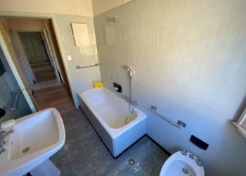 Bagno - Apartment Bologna (neighborhood Colli) - photo 28