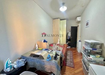 Camera da letto - Appartamento via di Corticella, 58, Bologna (zona Bolognina) - foto 15