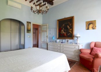 vendesi villa con terrazza giardino e garage doppi - Villa Via Borgo Giannotti 120, Lucca - foto 29