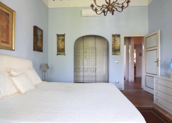 vendesi villa con terrazza giardino e garage doppi - Villa Via Borgo Giannotti 120, Lucca - foto 30