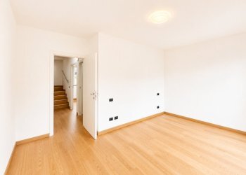 7091C75A-AFCE-44EA-9CDF-C231EF287780 - Four-room apartment Via Monviso 11, Arona - photo 17