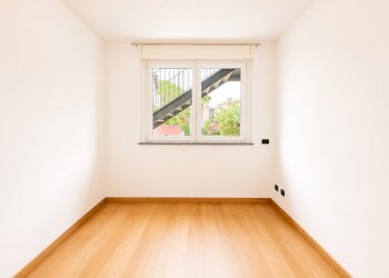 E0739412-7C4C-400F-AEFF-68BDCFF46EA1 - Four-room apartment Via Monviso 11, Arona - photo 27