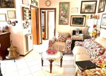 Soggiorno - Three-room apartment Via Caio Plinio, Tivoli - photo 3