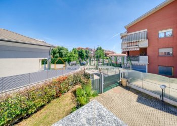 Vista - Casa indipendente Via Fratelli Cervi 19, Nichelino - foto 5