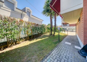 Giardino - Casa indipendente Via Fratelli Cervi 19, Nichelino - foto 6