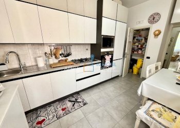 6 - Appartamento Viale Roma 191, Massa - foto 1