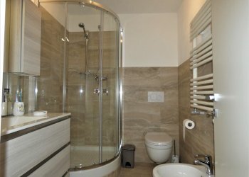 bagno - Apartment Vico Chiuso Caffa, Genova (neighborhood Foce) - photo 8