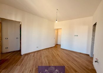 WhatsApp Image 2026-06-08 at 18.05.46 (3) - Three-room apartment Via Attavante, Firenze - photo 4