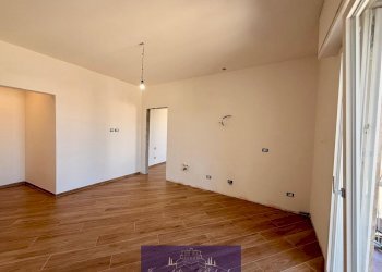 WhatsApp Image 2026-06-08 at 18.05.46 - Three-room apartment Via Attavante, Firenze - photo 5